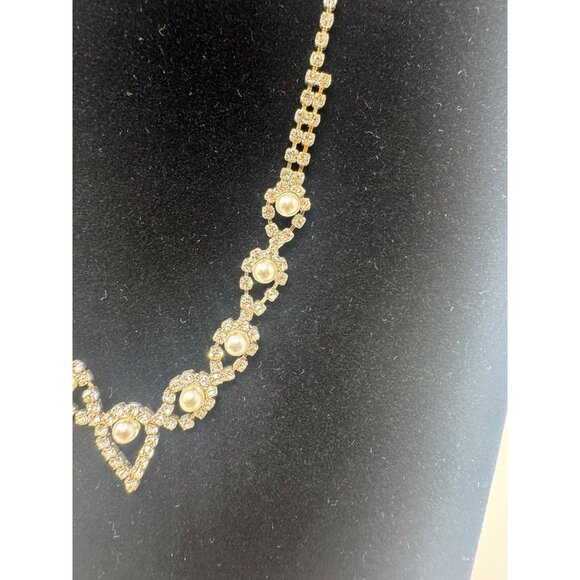 Fashion By Michaelangelo Silver Tone Rhinestone Drop Earrings And Necklace - Picture 6 of 9